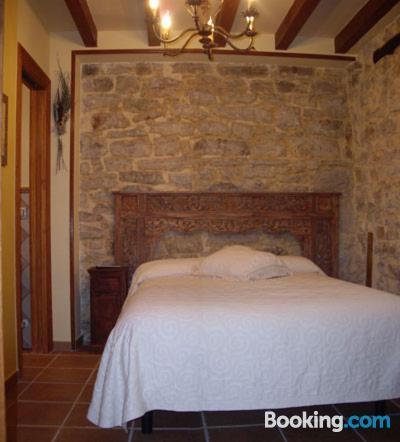 Hotel Rural La Casa Del Montero Espinosa De Los Monteros Bagian luar foto